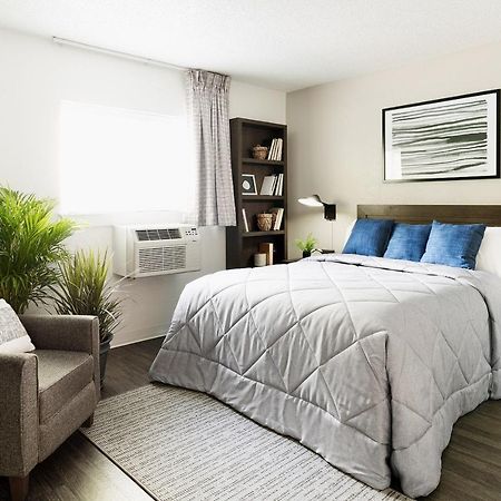 Intown Suites Extended Stay Indianapolis In -I70 Post Drive Экстерьер фото